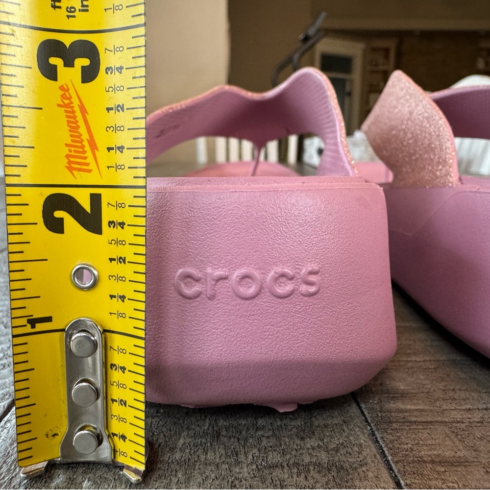 Crocs - Getaway Platform Glitter Flip Flop Sandals Women’s Size 10 (NWOT) - Picture 12 of 13